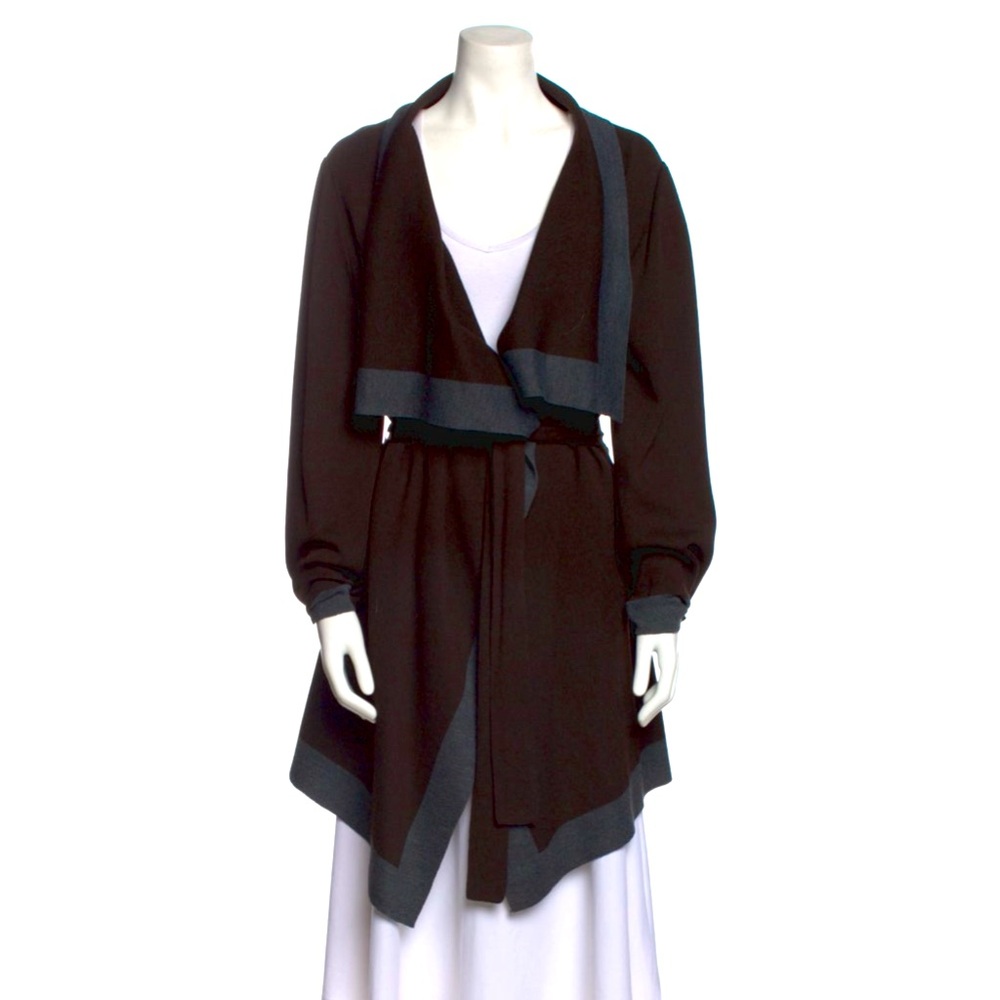 St. John Collection Long Cardigan Sz M